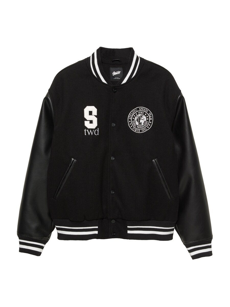 Куртка межсезонная Pull&Bear STWD, черный
Куртка межсезонная Pull&Bear STWD, черный