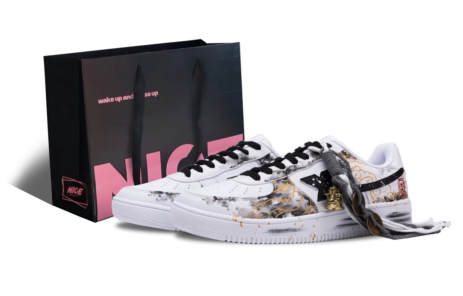 XTEP Кроссовки Air Force One с низким верхом, противоскользящие и износостойкие, дышащие, мужские, для скейтбординга, черно-белые
XTEP Кроссовки Air Force One с низким верхом, противоскользящие и износостойкие, дышащие, мужские, для скейтбординга, черно-белые