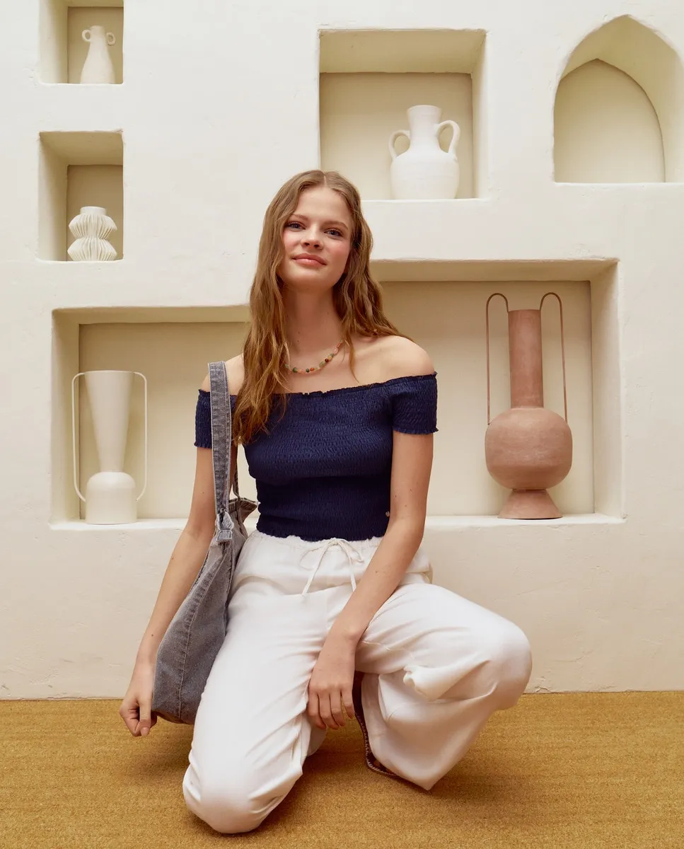 Футболка женская с коротким рукавом и резинками Green Coast, жёлтый
Футболка женская с коротким рукавом и резинками Green Coast, жёлтый