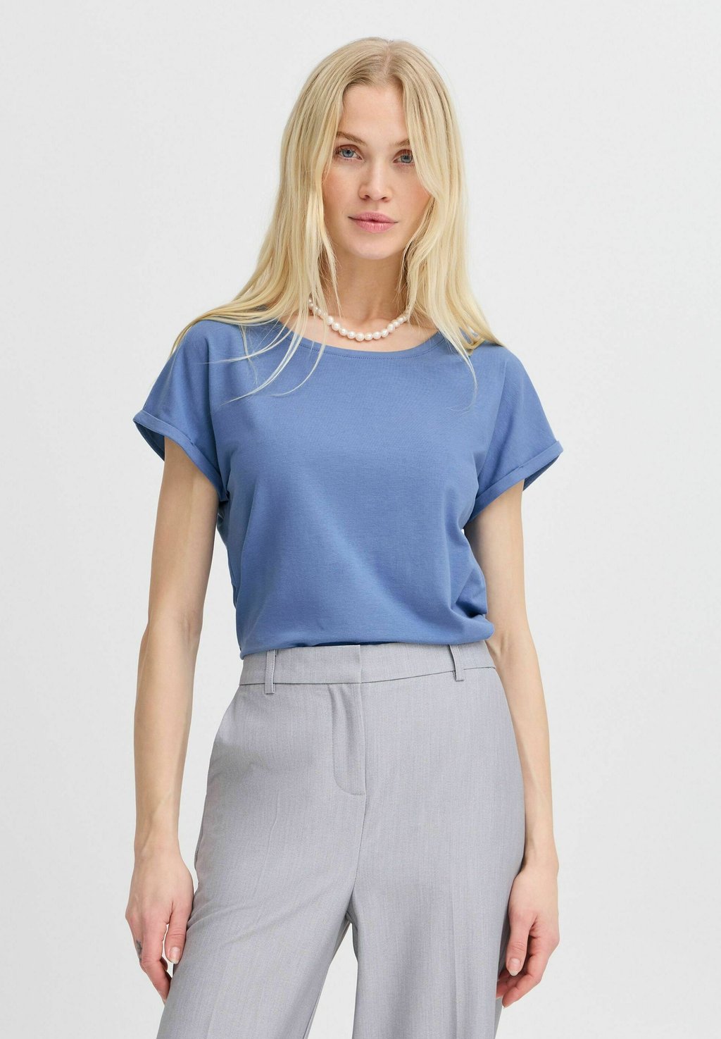 Базовая футболка BYPamila b.young by Zalando, синий
Базовая футболка BYPamila b.young by Zalando, синий