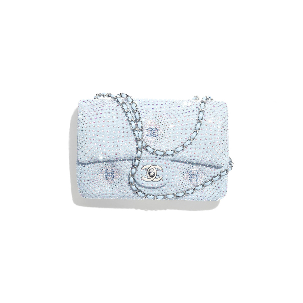 Джинсовая ткань с сумкой через плечо стразами, Кроссбоди женская синяя и серебристая CHANEL
Джинсовая ткань с сумкой через плечо стразами, Кроссбоди женская синяя и серебристая CHANEL