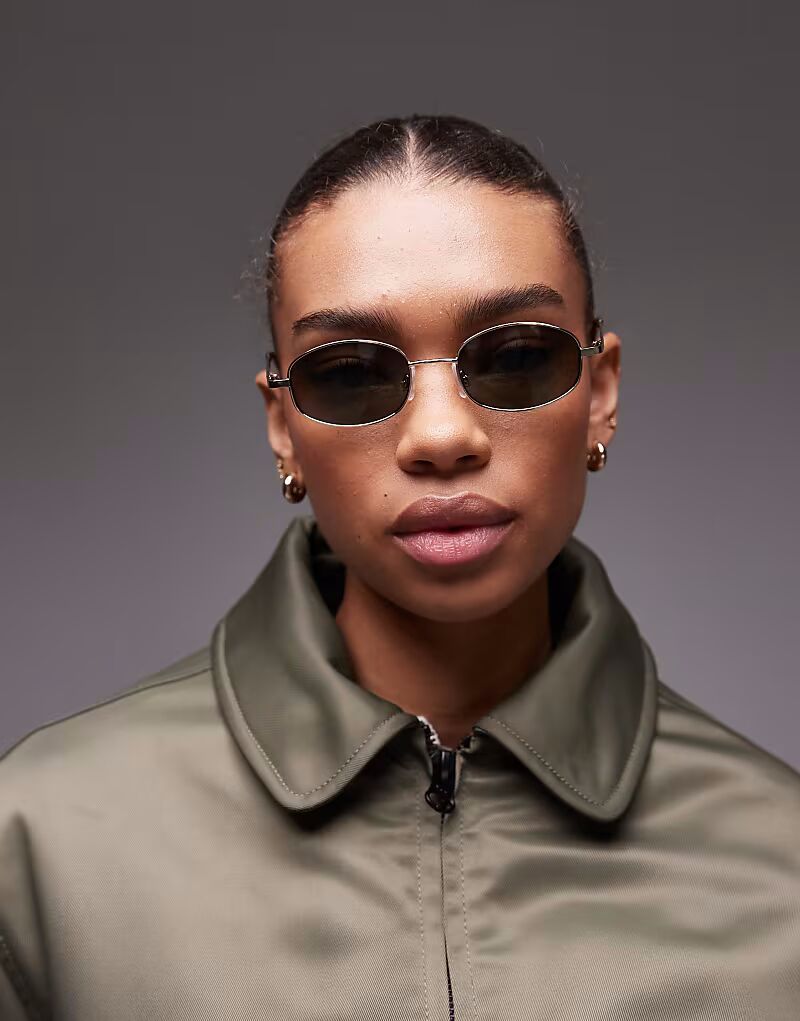 Солнцезащитные очки с тонированными линзами цвета манго и золота Mango
Солнцезащитные очки с тонированными линзами цвета манго и золота Mango