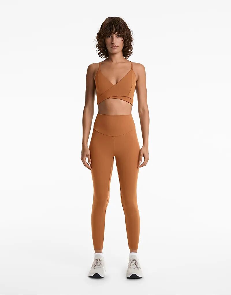 Леггинсы OYSHO Comfortlux с высокой талией и длиной до щиколотки в цвете «выжженный оранжевый»
Леггинсы OYSHO Comfortlux с высокой талией и длиной до щиколотки в цвете «выжженный оранжевый»