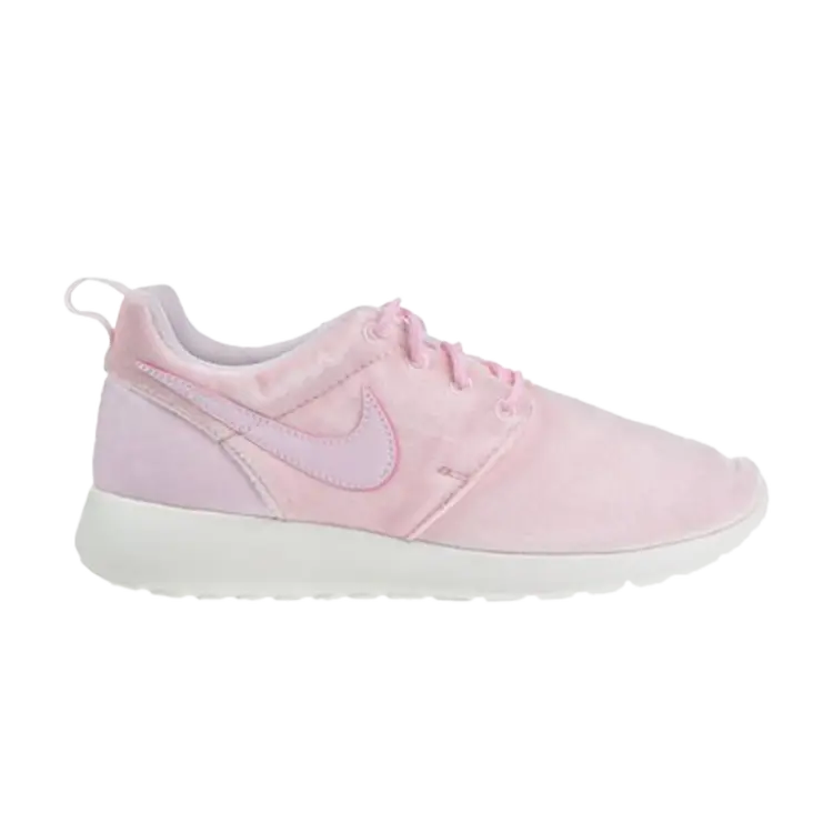 Кроссовки Nike Roshe One GS 'Arctic Pink', розовый
Кроссовки Nike Roshe One GS 'Arctic Pink', розовый