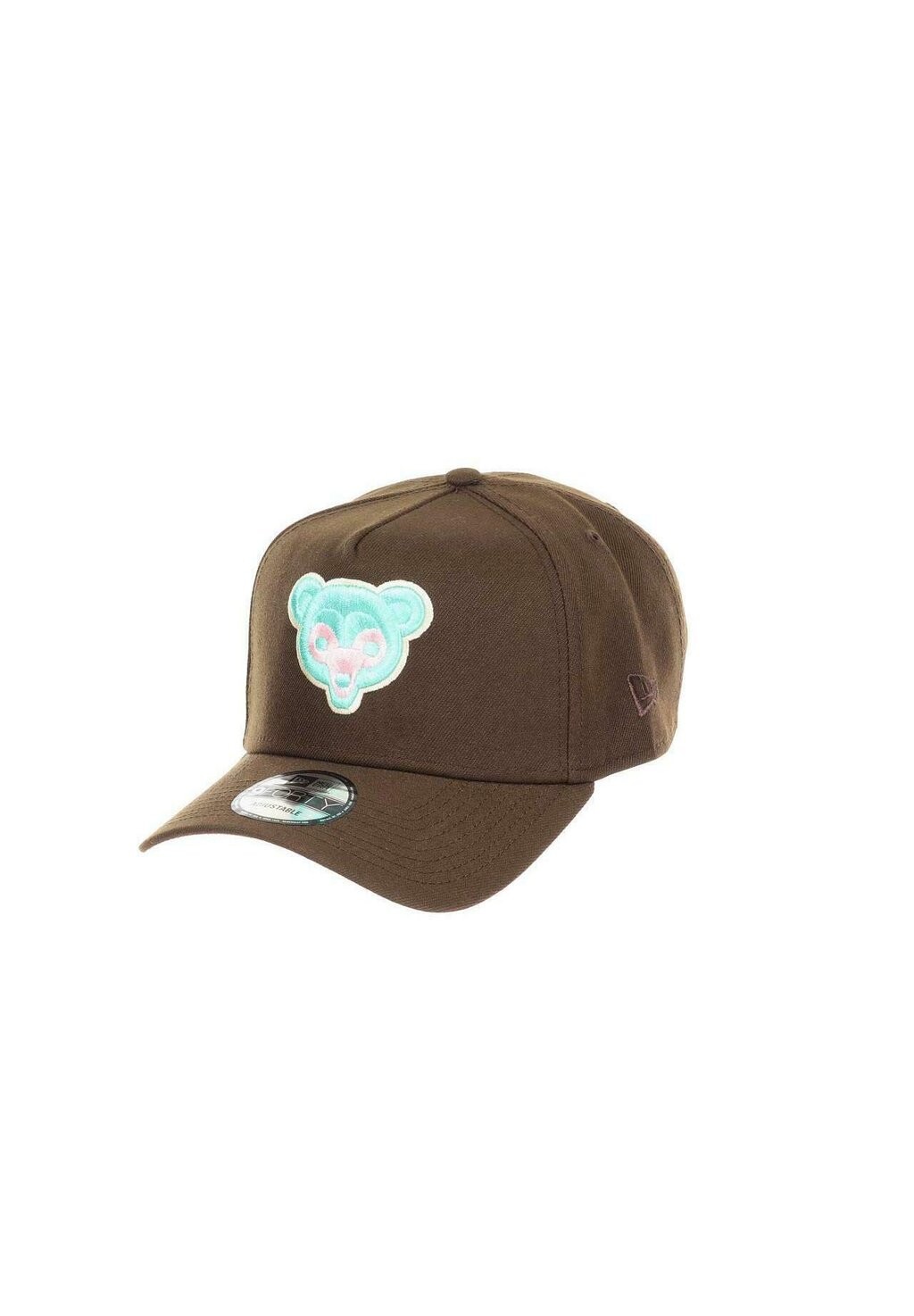 Бейсболка CHICAGO CUBS MLB WRIGLEY FIELD SIDEPATCH WALNUT 9FORTY A-FRAME S New Era, цвет braun
Бейсболка CHICAGO CUBS MLB WRIGLEY FIELD SIDEPATCH WALNUT 9FORTY A-FRAME S New Era, цвет braun