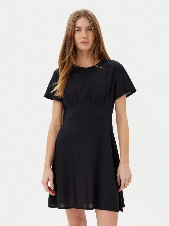 Платье на каждый день стандартный крой Surfpunk B1312418 Volcom, черный
Платье на каждый день стандартный крой Surfpunk B1312418 Volcom, черный