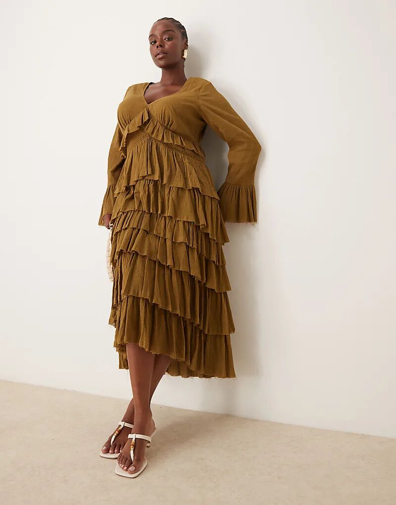 Платье макси с V-образным вырезом, многоярусной юбкой и кружевной отделкой оливкового цвета ASOS
Платье макси с V-образным вырезом, многоярусной юбкой и кружевной отделкой оливкового цвета ASOS