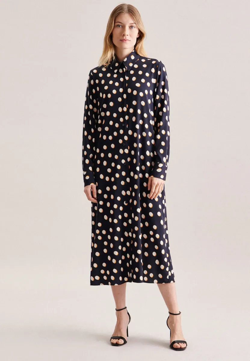 Летнее платье seidensticker "Black Rose", воротник с длинными рукавами и принтом, синий
Летнее платье seidensticker "Black Rose", воротник с длинными рукавами и принтом, синий