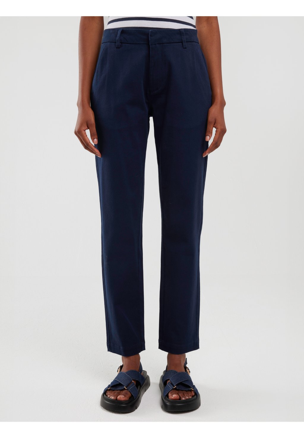 Чиносы Big Star, темно-синий
Чиносы Big Star, темно-синий