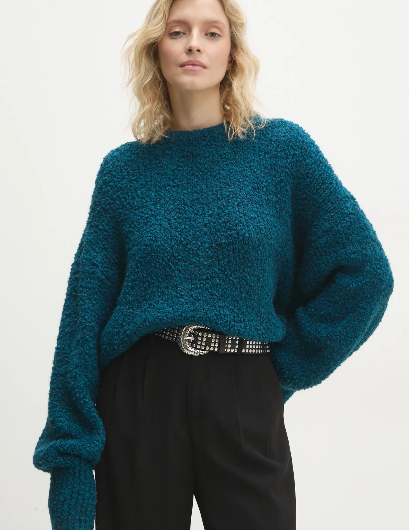 Шерстяной свитер Answear Lab, бирюзовый
Шерстяной свитер Answear Lab, бирюзовый