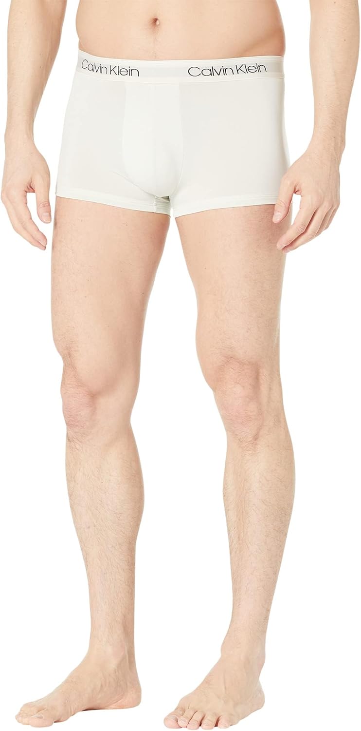 Мужские трусы-боксеры Calvin Klein Micro Stretch с низкой посадкой, комплект из 5 пар, Amethyst/Silver Birch/Midnight Navy
Мужские трусы-боксеры Calvin Klein Micro Stretch с низкой посадкой, комплект из 5 пар, Amethyst/Silver Birch/Midnight Navy