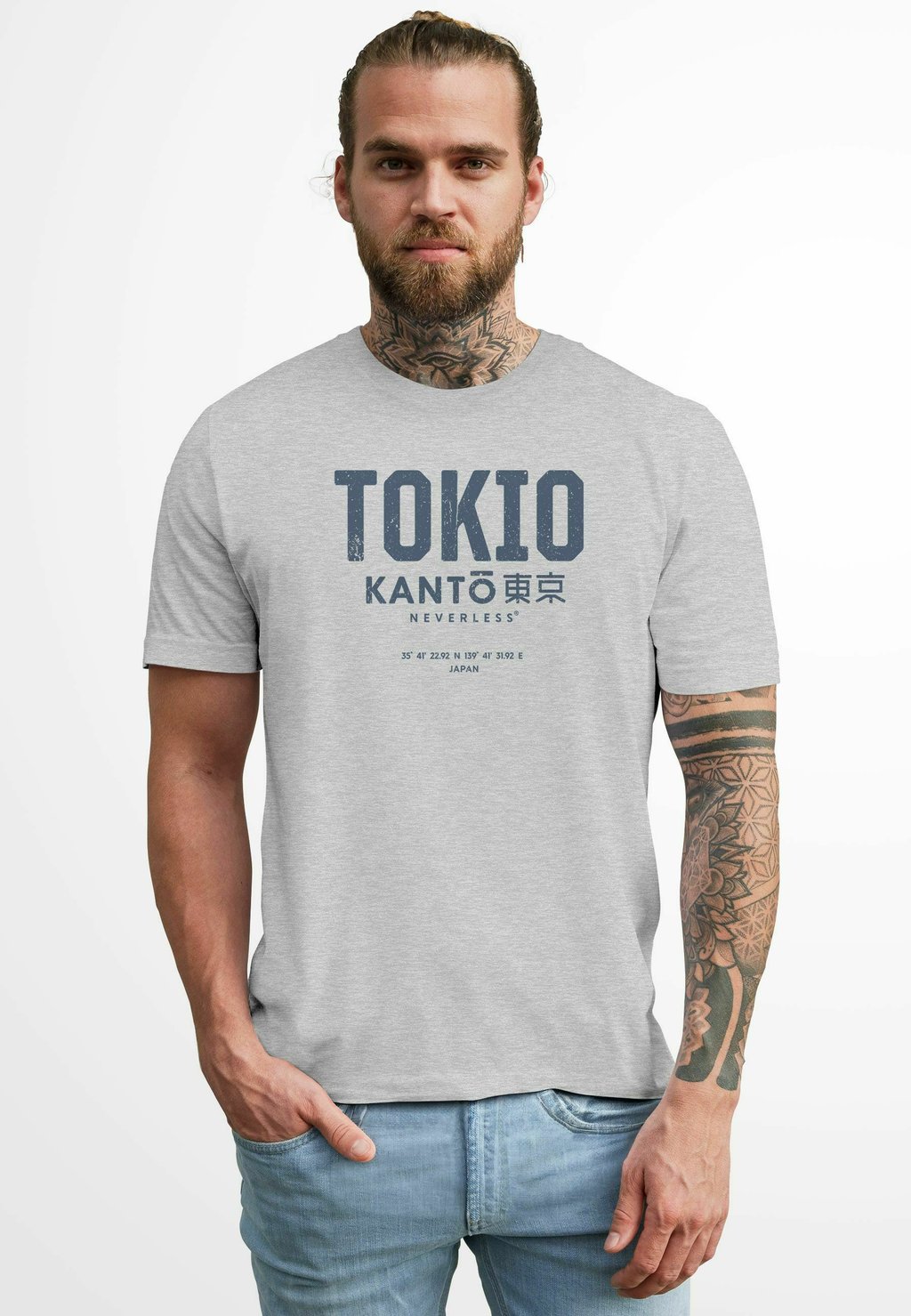 Футболка с принтом FRONT TOKYO JAPANISCHE GRAFIK FASHION STREETSTYLE Neverless, серый
Футболка с принтом FRONT TOKYO JAPANISCHE GRAFIK FASHION STREETSTYLE Neverless, серый