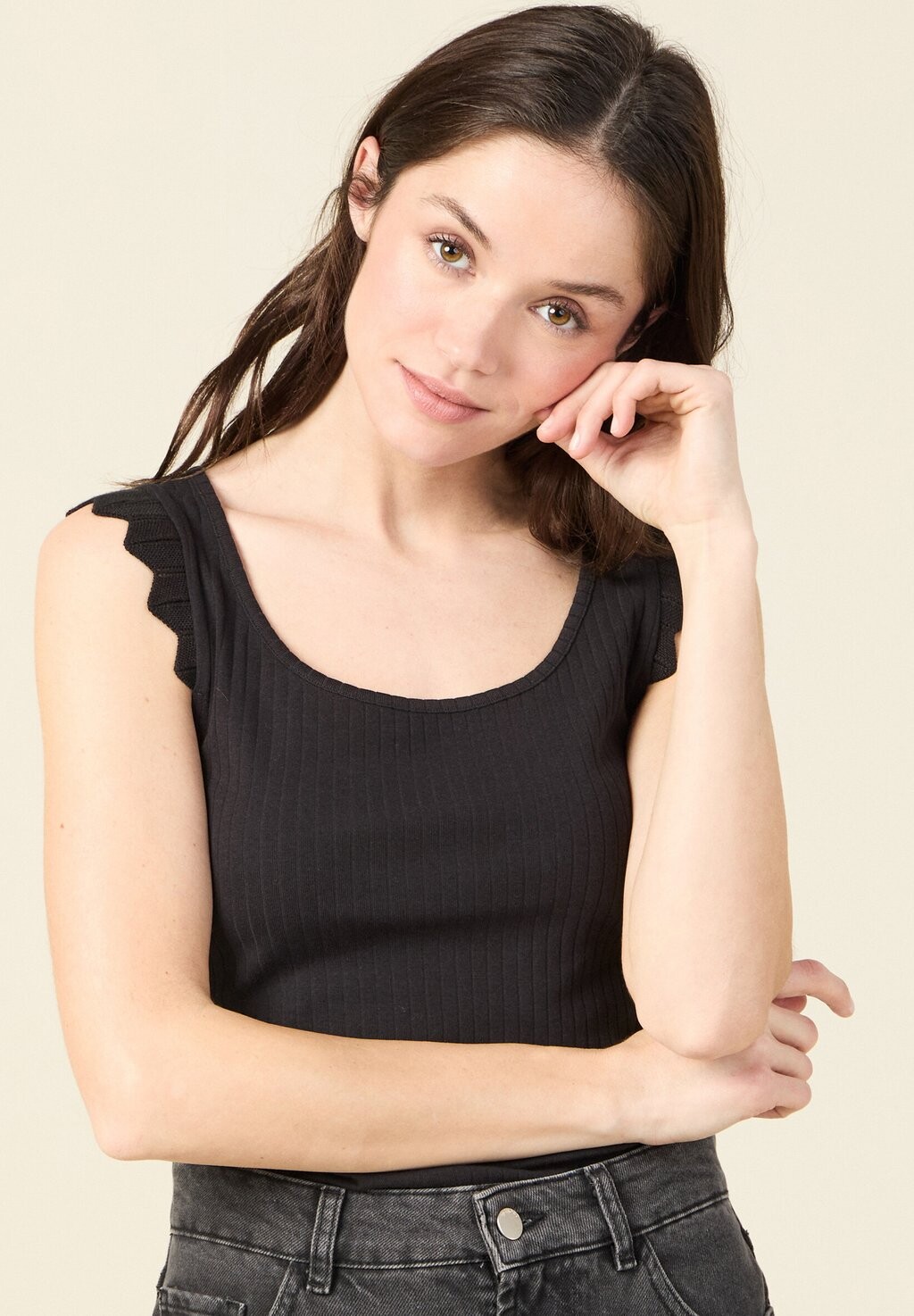 Топ BONOBO Jeans, черный
Топ BONOBO Jeans, черный