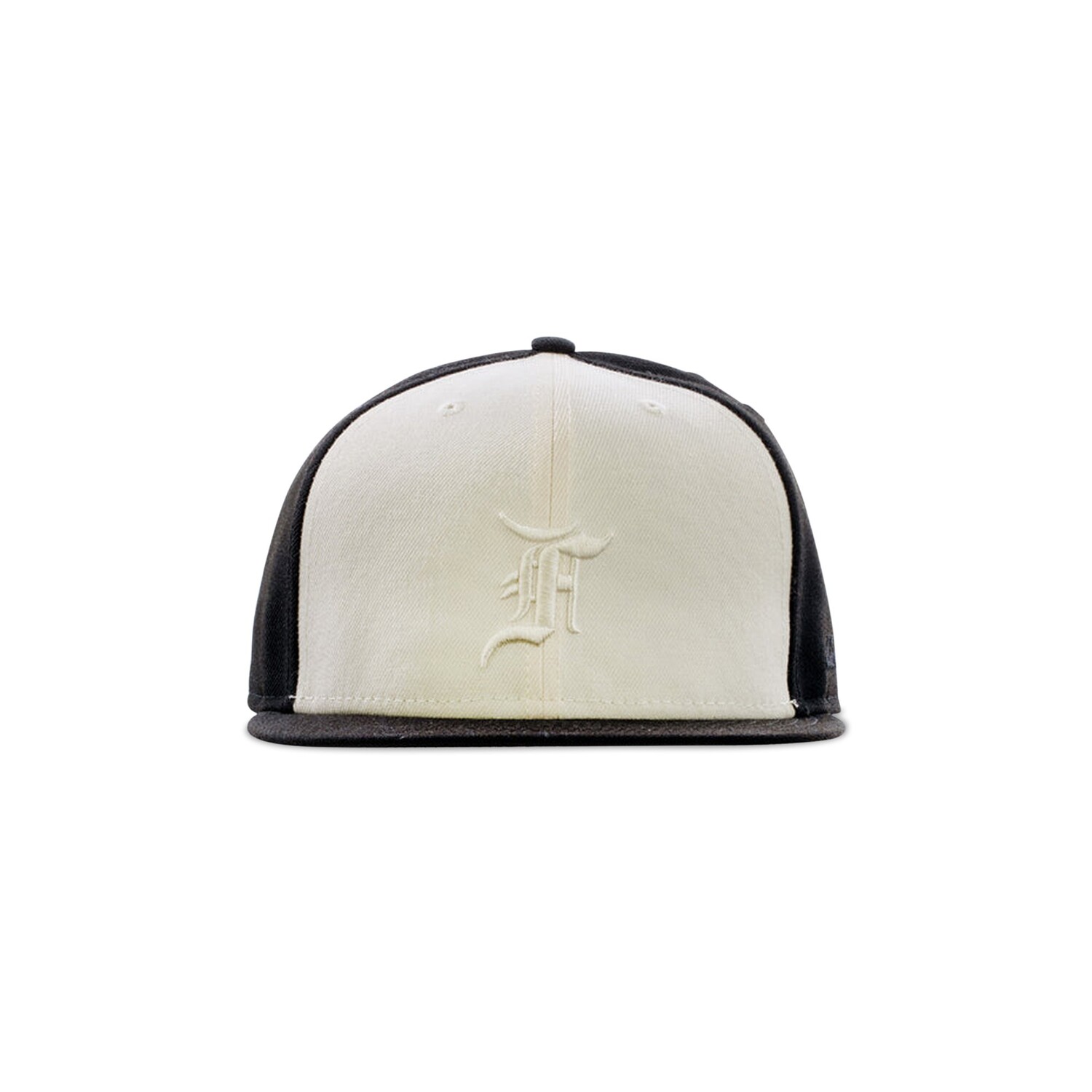 Кепка Fear of God Essentials x New Era 59Fifty, цвет Черный/Белый 
Кепка Fear of God Essentials x New Era 59Fifty, цвет Черный/Белый