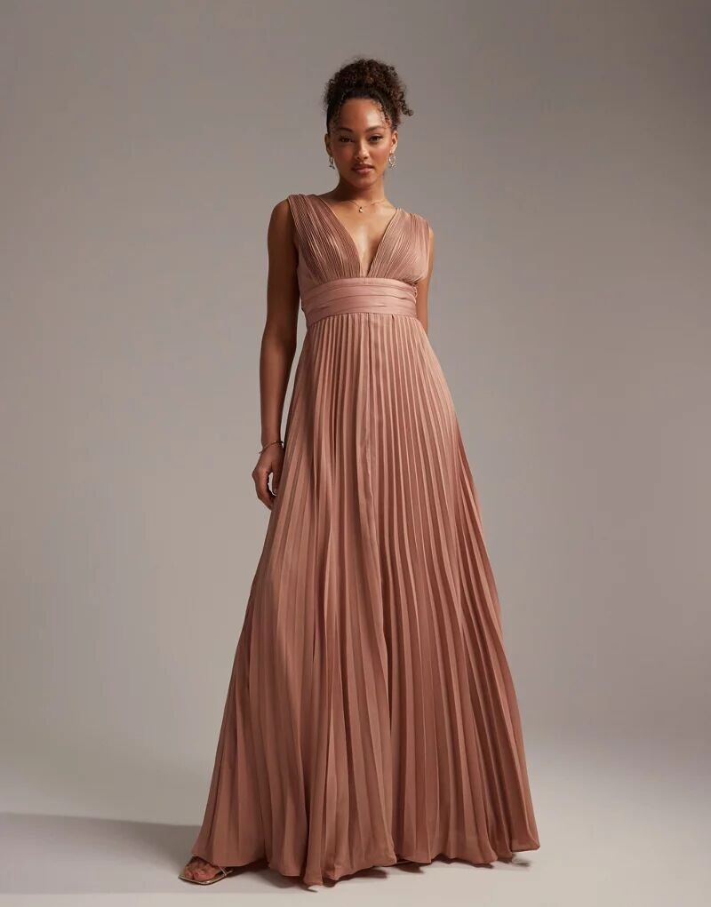 Плиссированное платье макси цвета мокко с атласным запахом на талии ASOS Bridesmaid
Плиссированное платье макси цвета мокко с атласным запахом на талии ASOS Bridesmaid