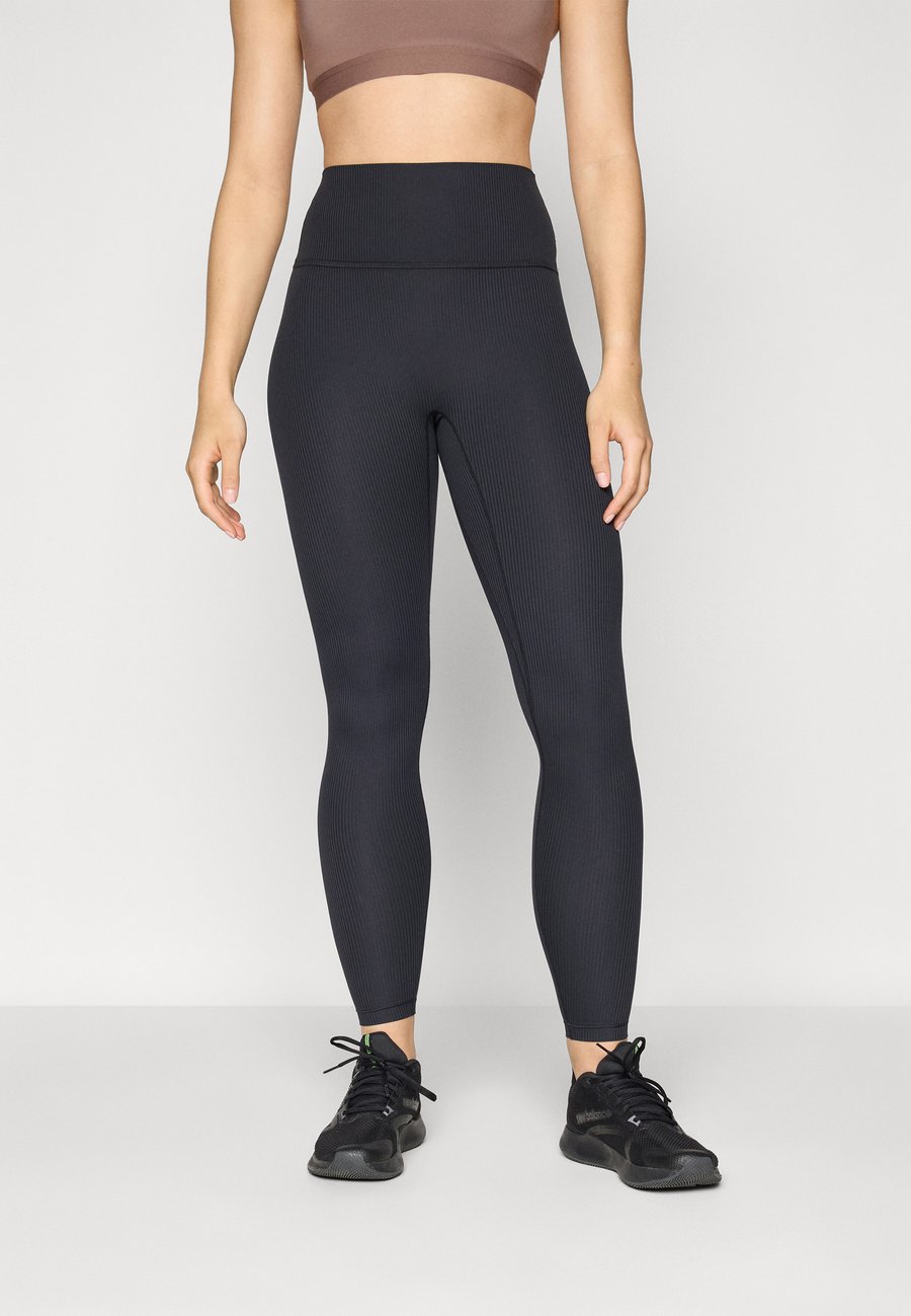 Леггинсы New Balance HIGH RISE LEGGING, Black
Леггинсы New Balance HIGH RISE LEGGING, Black