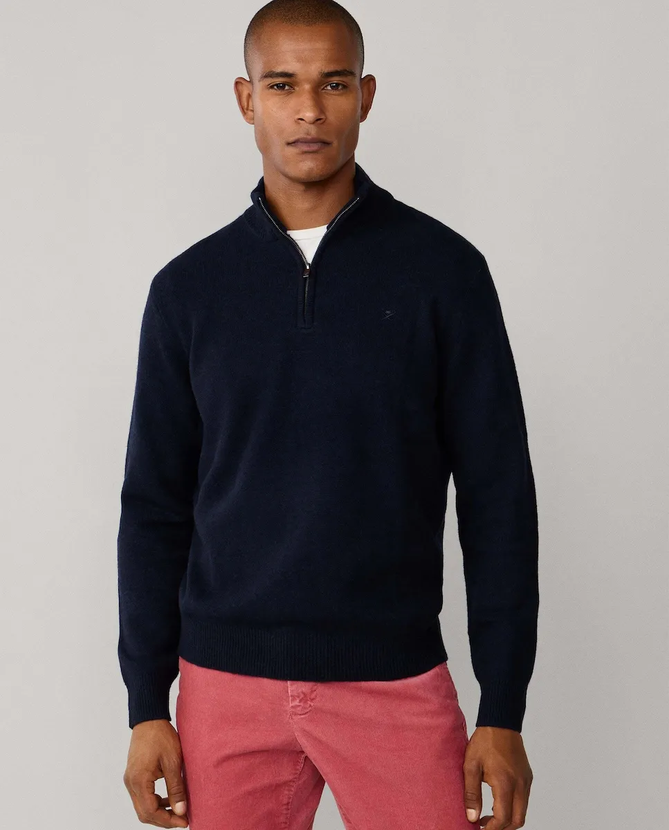 Мужской свитер из шерсти ягненка с четвертной застежкой-молнией Hackett, темно-синий
Мужской свитер из шерсти ягненка с четвертной застежкой-молнией Hackett, темно-синий