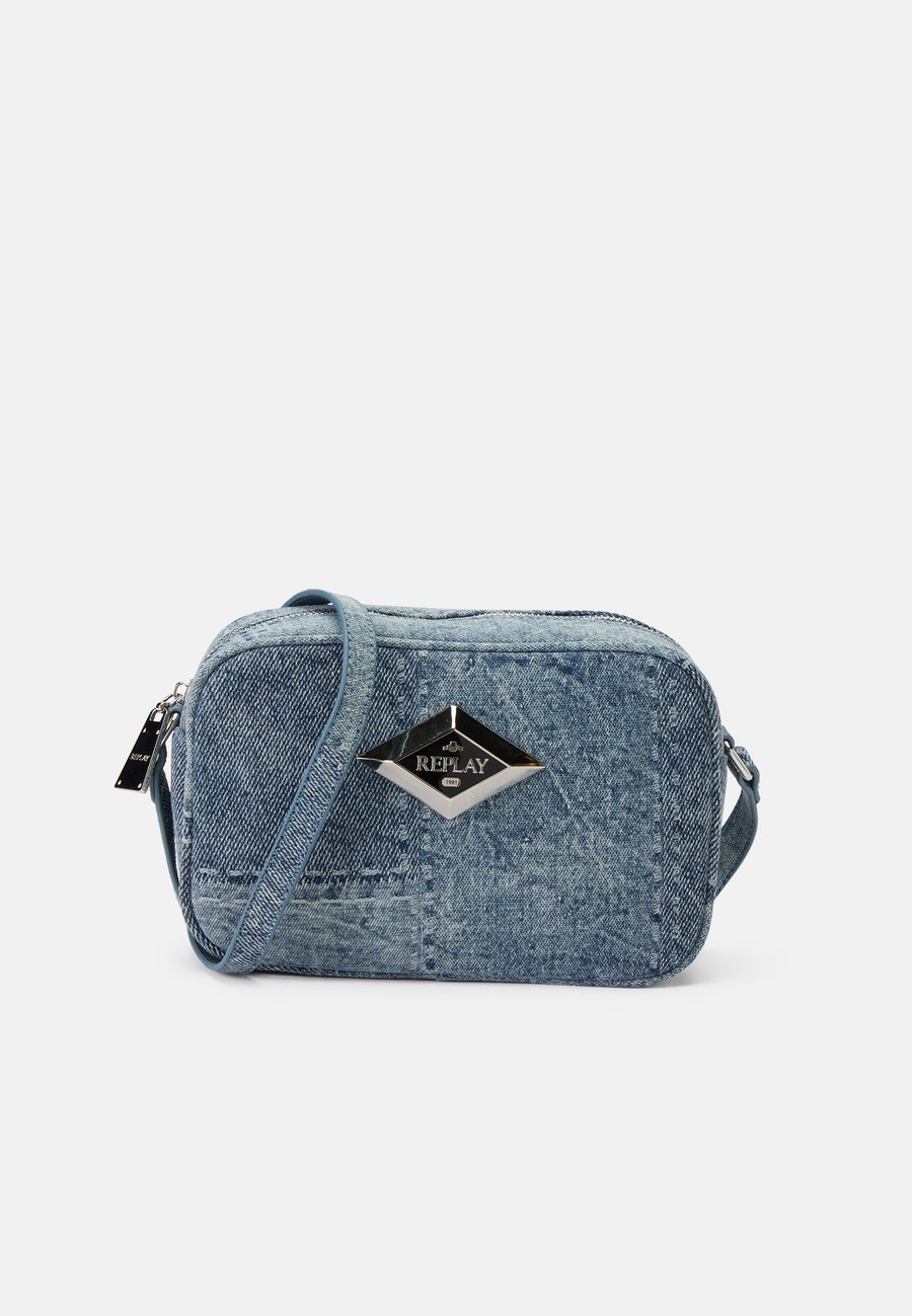 Сумка кросс-боди Replay TARA CAMERA BAG, Medium Denim/Blue Denim
Сумка кросс-боди Replay TARA CAMERA BAG, Medium Denim/Blue Denim