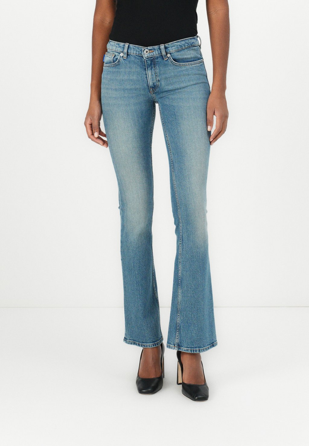 Джинсы Bootcut GETTI HUGO, цвет Blue Eleven
Джинсы Bootcut GETTI HUGO, цвет Blue Eleven