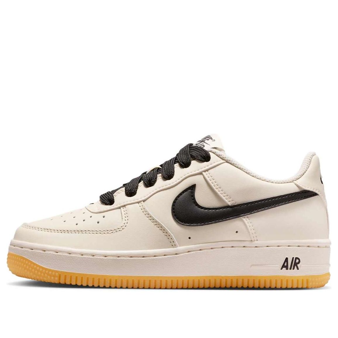 Кроссовки (GS) Nike Air Force 1 Low LV8 'Soft Pearl Gum Black'
Кроссовки (GS) Nike Air Force 1 Low LV8 'Soft Pearl Gum Black'