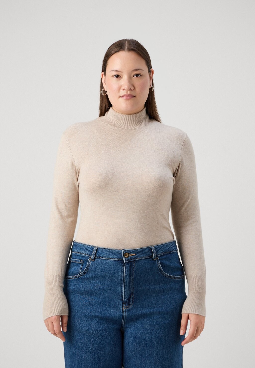 Свитер CARVENICE LIFE ROLL ONLY Carmakoma, песочный
Свитер CARVENICE LIFE ROLL ONLY Carmakoma, песочный