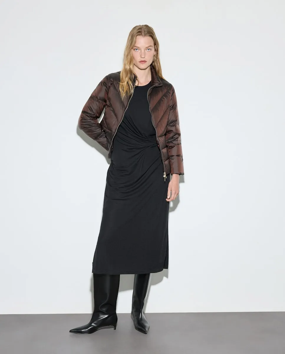 Женский короткий гладкий пушистик Woman El Corte Inglés, шоколадный
Женский короткий гладкий пушистик Woman El Corte Inglés, шоколадный