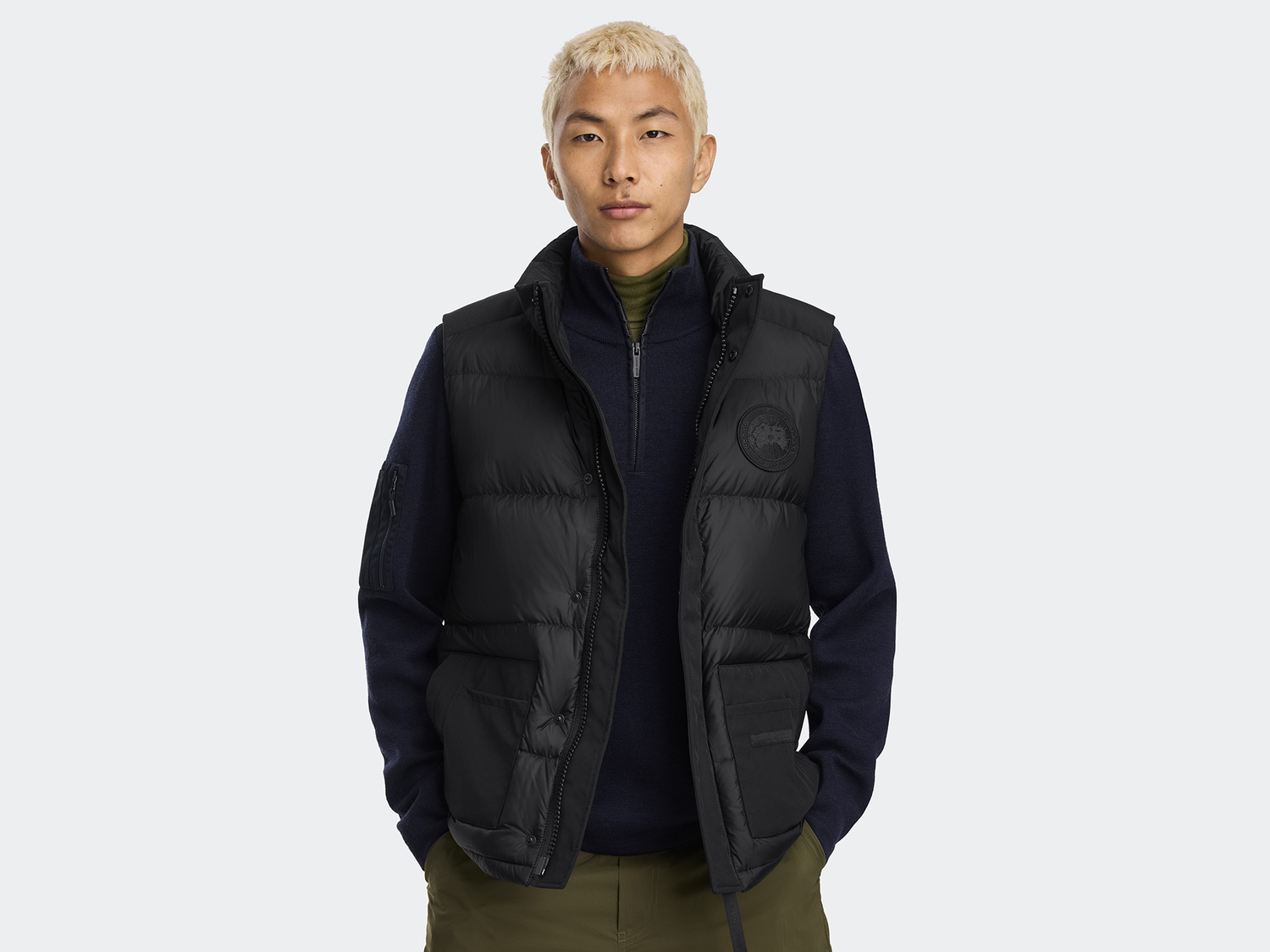 Жилет Canada Goose Paradigm Freestyle Black Label, черный
Жилет Canada Goose Paradigm Freestyle Black Label, черный