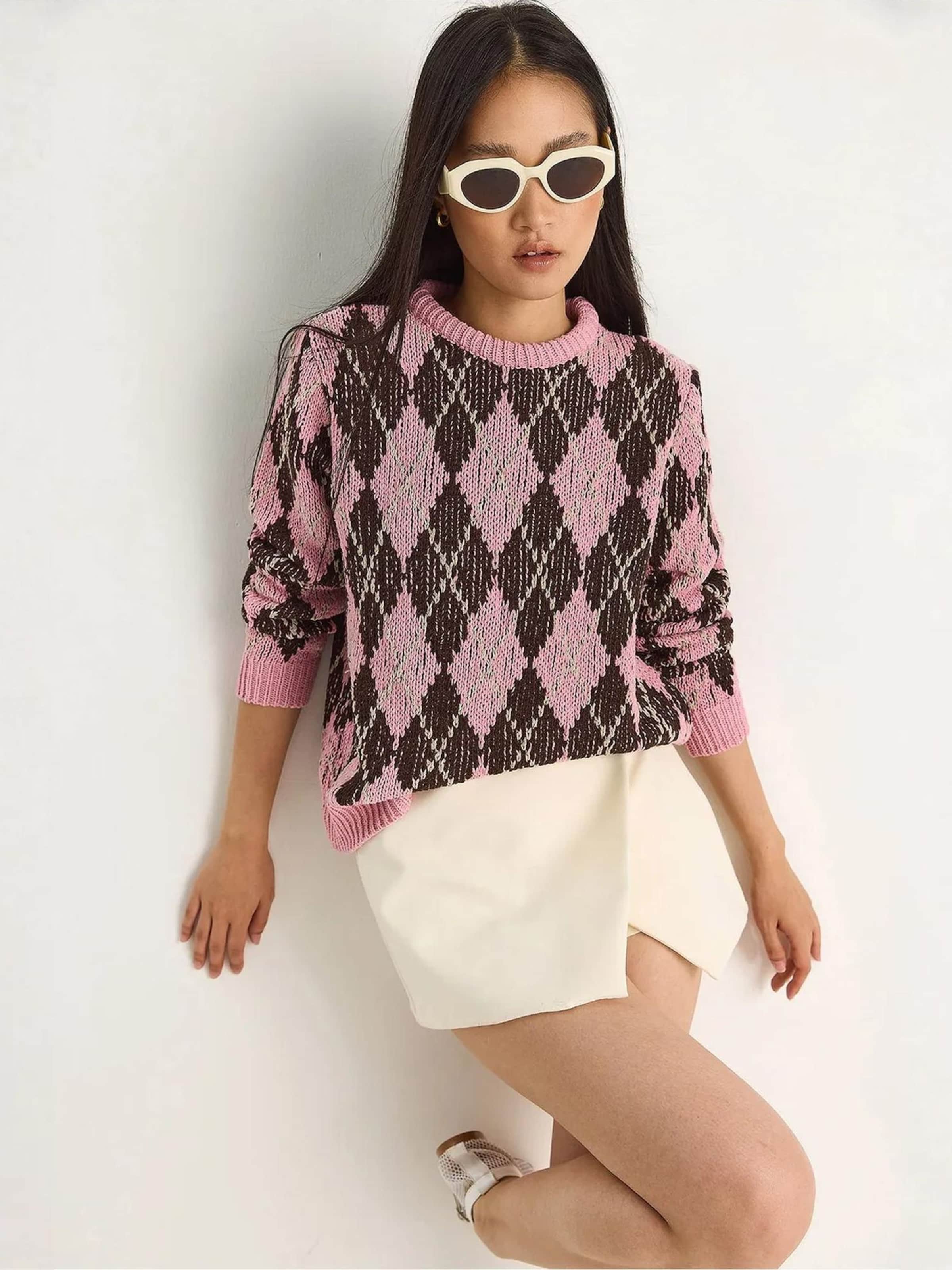 Bianco Lucci Свитер в пыльно-розовом цвете
Bianco Lucci Свитер в пыльно-розовом цвете