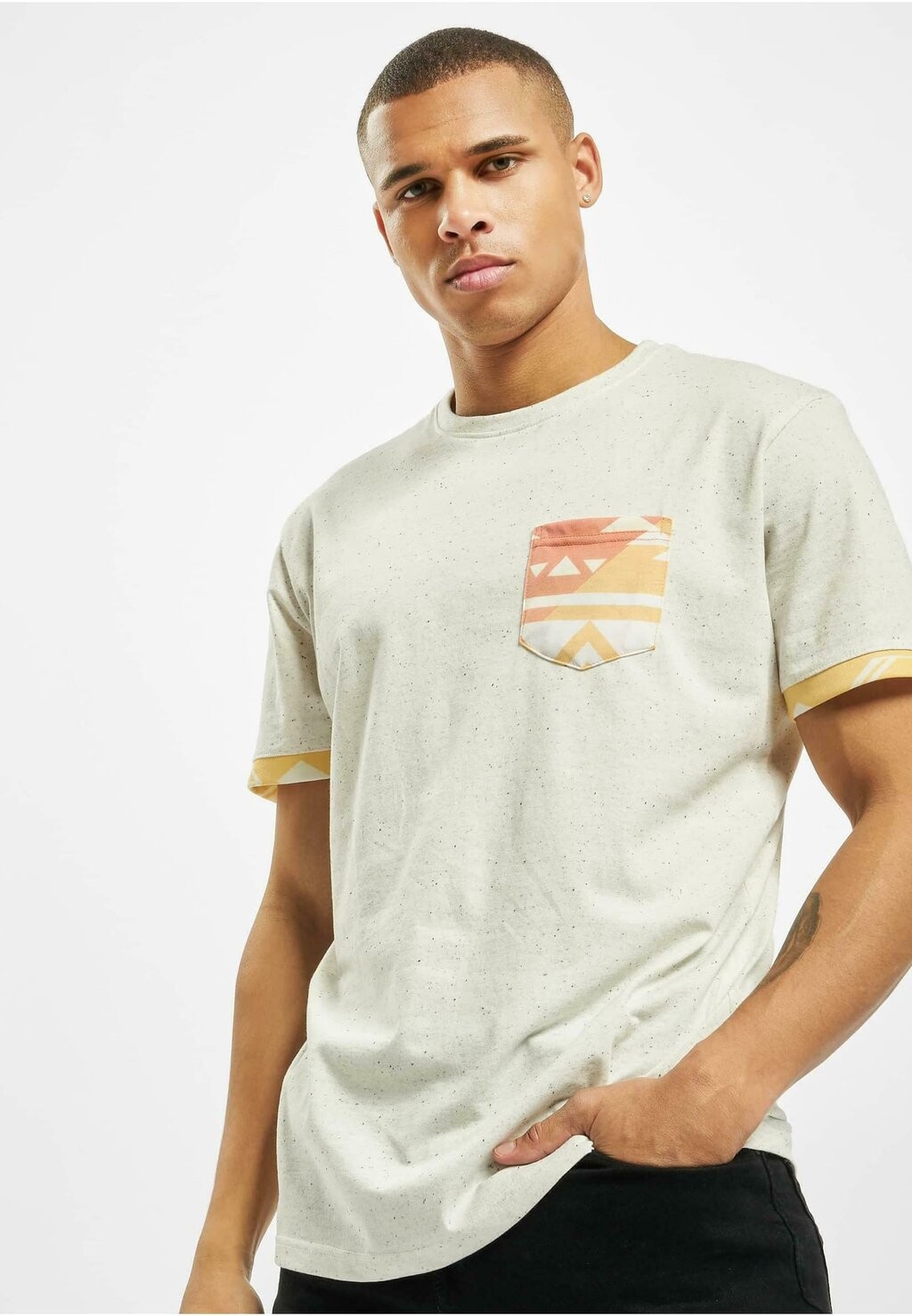 Футболка с принтом Granada Just Rhyse, кремовый
Футболка с принтом Granada Just Rhyse, кремовый