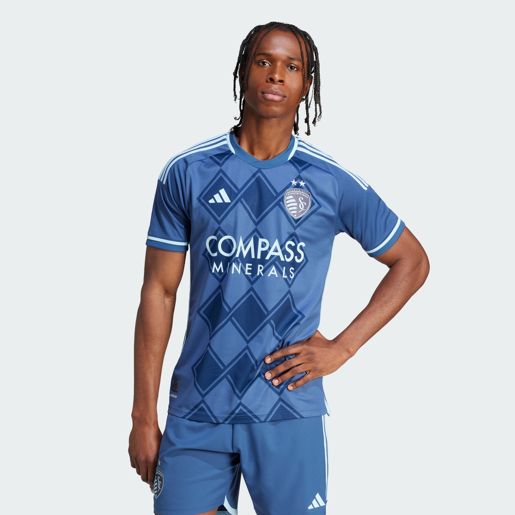 Sporting kansas city 24/25 аутентичная майка Adidas, night marine
Sporting kansas city 24/25 аутентичная майка Adidas, night marine