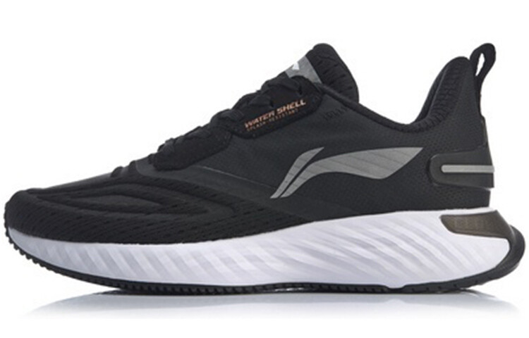 Кроссовки женские Cloud 5 V Shield с низким верхом, черные/белые Lining
Кроссовки женские Cloud 5 V Shield с низким верхом, черные/белые Lining