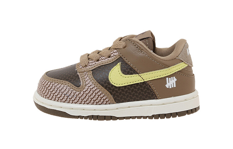 Кроссовки Nike Dunk Low для малышей TD
Кроссовки Nike Dunk Low для малышей TD