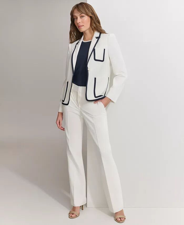 Женский блейзер на одной пуговице с контрастной отделкой, топ с короткими рукавами и контрастной отделкой и брюки-ботфорты Sutton Tommy Hilfiger, слоновая кость/кремовый
Женский блейзер на одной пуговице с контрастной отделкой, топ с короткими рукавами и контрастной отделкой и брюки-ботфорты Sutton Tommy Hilfiger, слоновая кость/кремовый