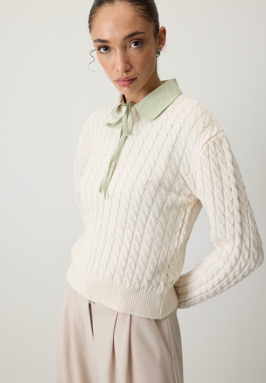 Джемпер Touché Privé HAIR, Ecru/Beige
Джемпер Touché Privé HAIR, Ecru/Beige