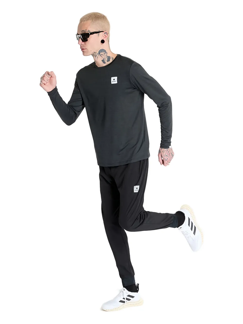 Футболка с длинными рукавами SAYSKY, черный
Футболка с длинными рукавами SAYSKY, черный