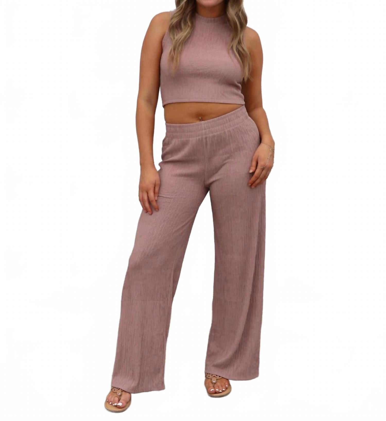 Комплект из двух частей Iris цвета лиловый Love Poem, лиловый
Комплект из двух частей Iris цвета лиловый Love Poem, лиловый