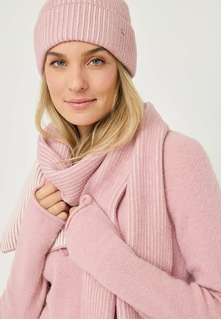 Шапка Tamaris Beanie, Lilas Suggar Swizzle/Light Pink
Шапка Tamaris Beanie, Lilas Suggar Swizzle/Light Pink