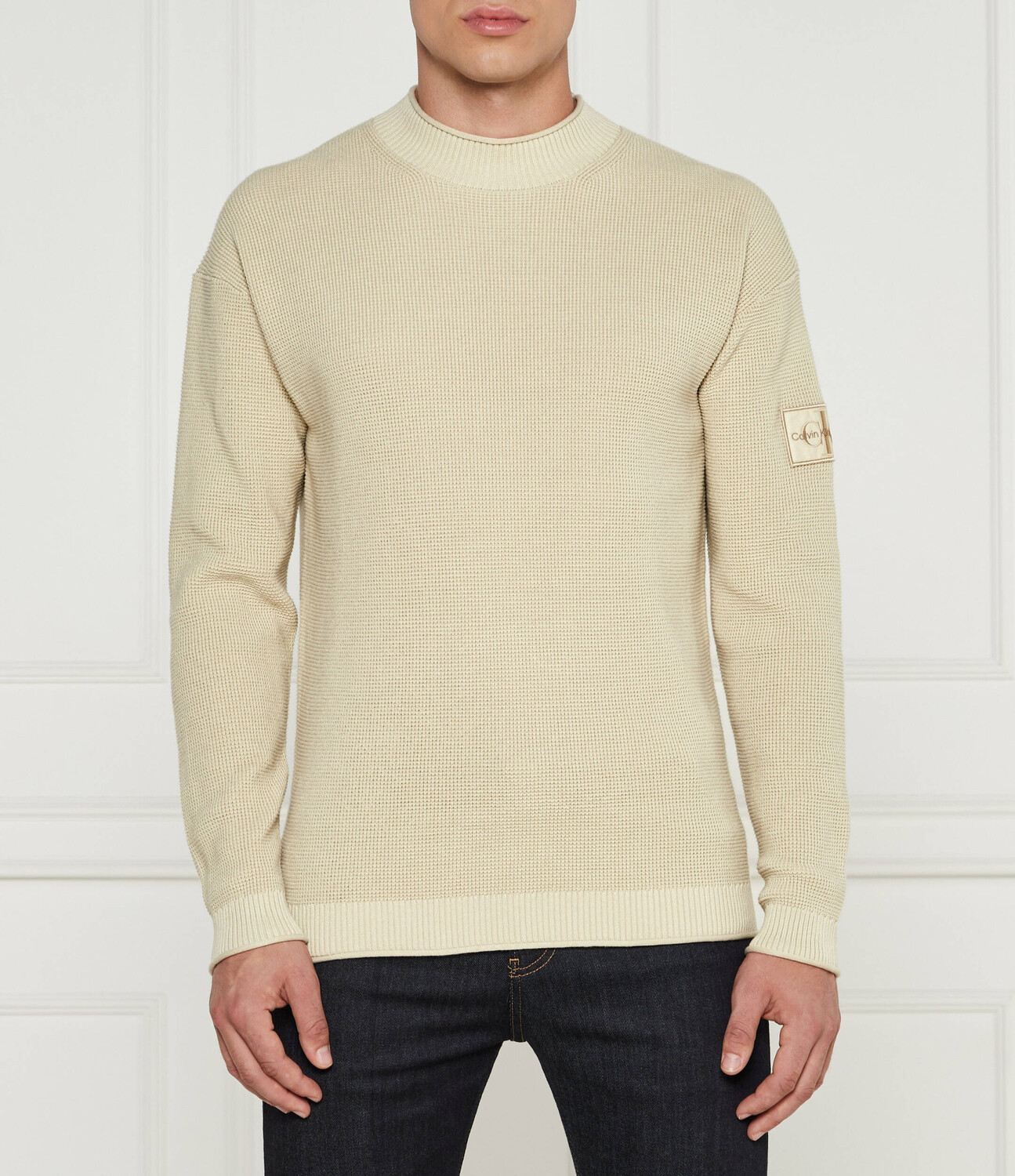 Свитер CALVIN KLEIN JEANS Regular Fit, кремовый
Свитер CALVIN KLEIN JEANS Regular Fit, кремовый