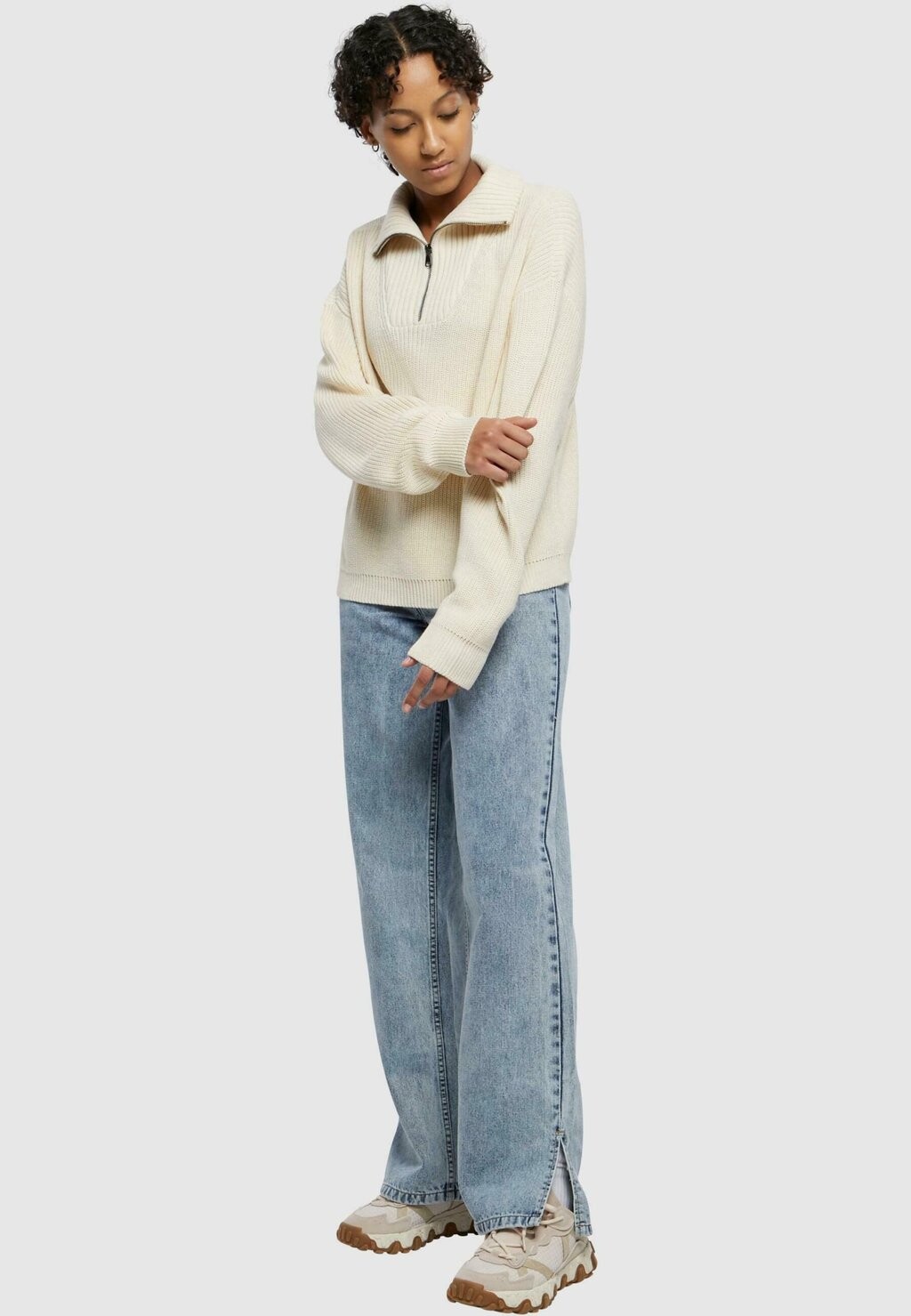 Свитер Troyer Urban Classics, песочный
Свитер Troyer Urban Classics, песочный