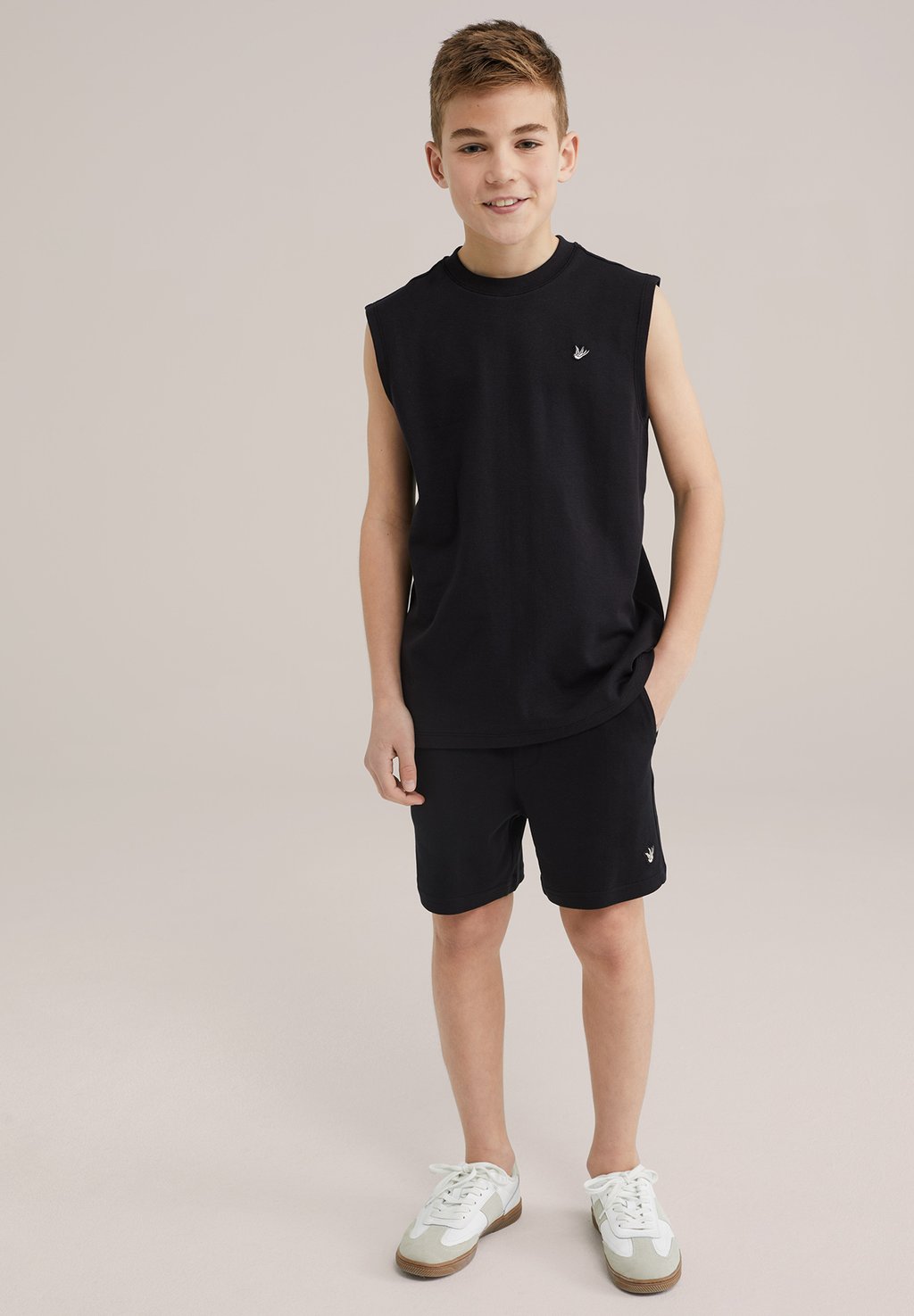 Шорты Pantaloni sportivi WE Fashion, черный
Шорты Pantaloni sportivi WE Fashion, черный