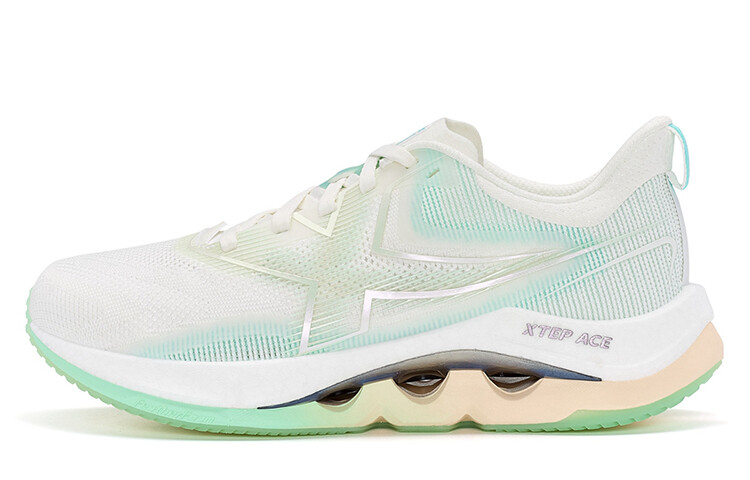 Кроссовки женские Speed 4.0 Pro с низким верхом, парусно-белые/флуоресцентные, светло-голубовато-зеленые Xtep
Кроссовки женские Speed 4.0 Pro с низким верхом, парусно-белые/флуоресцентные, светло-голубовато-зеленые Xtep