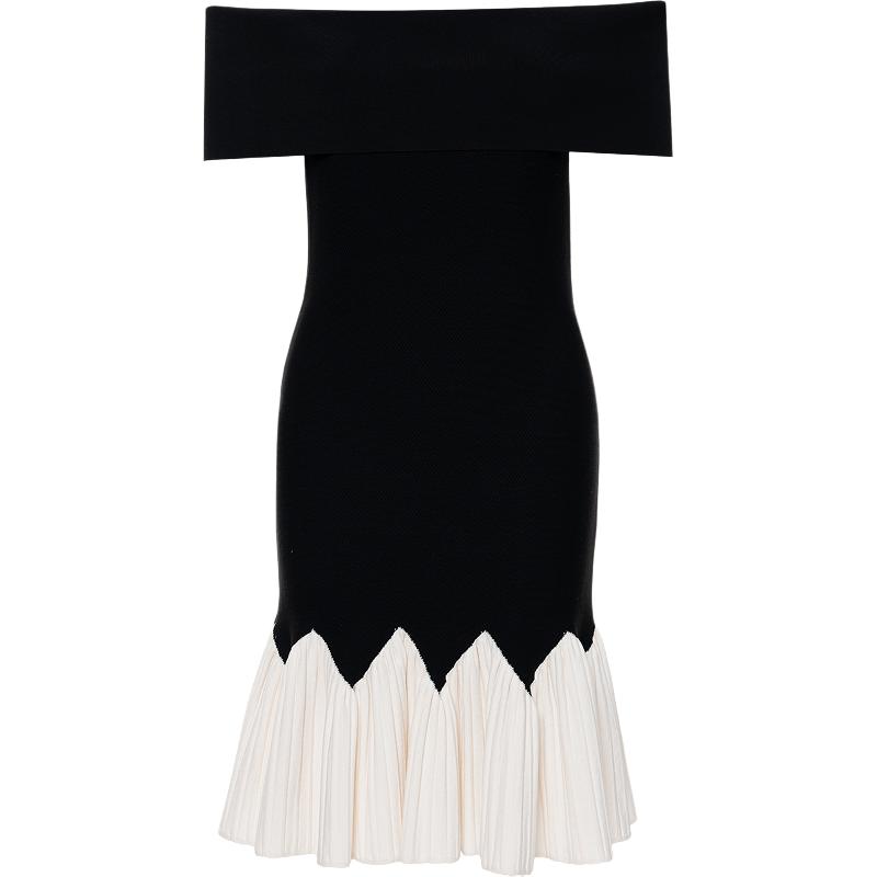 Платье с коротким рукавом SS26 Women's PINKO, черный
Платье с коротким рукавом SS26 Women's PINKO, черный