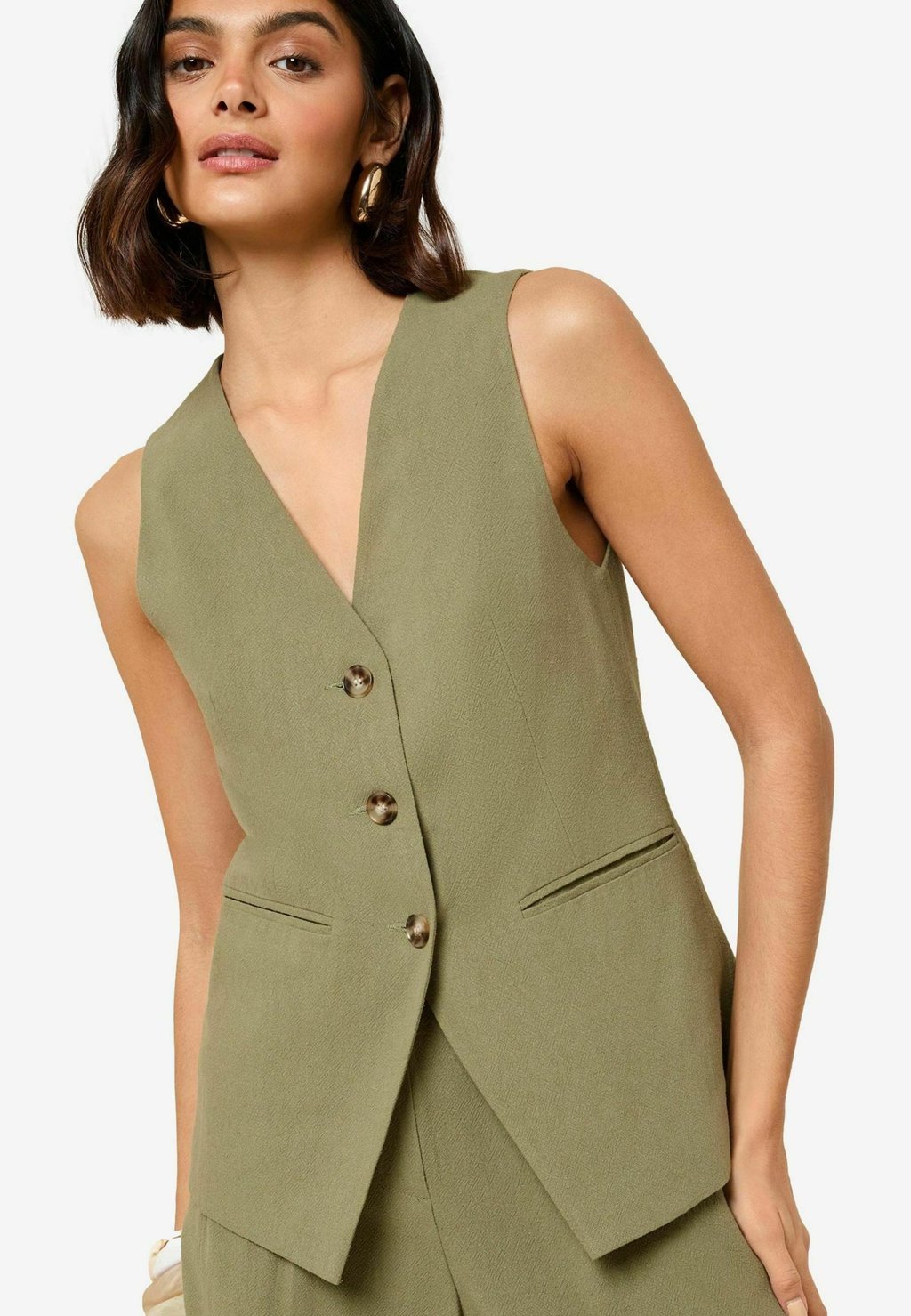 Жилет REGULAR FIT - TAILORED Friends Like These, зеленый
Жилет REGULAR FIT - TAILORED Friends Like These, зеленый