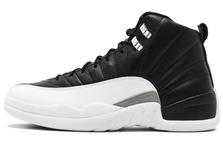 Кроссовки JORDAN 12 Retro Playoffs 2012 
Кроссовки JORDAN 12 Retro Playoffs 2012