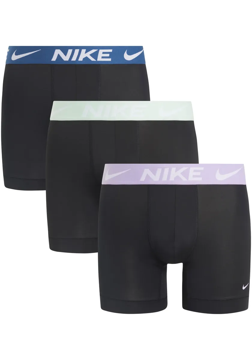 NIKE Underwear Boxers "BOXER BRIEF 3PK" (упаковка, 3 шт., 3 шт.), с эластичным поясом с логотипом NIKE, синий
NIKE Underwear Boxers "BOXER BRIEF 3PK" (упаковка, 3 шт., 3 шт.), с эластичным поясом с логотипом NIKE, синий