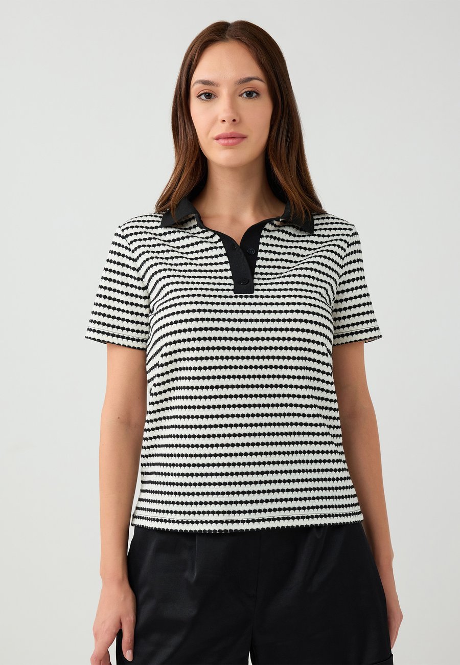 Поло Jimmy Key REGULAR FIT , Black
Поло Jimmy Key REGULAR FIT , Black