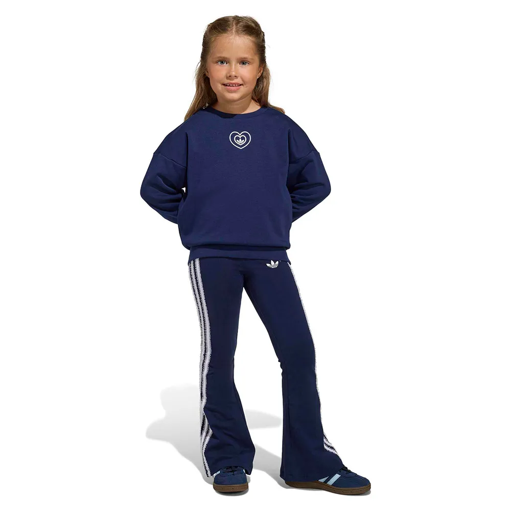 Комплект из леггинсов adidas Originals Disney Crew Flared Leggings, синий
Комплект из леггинсов adidas Originals Disney Crew Flared Leggings, синий