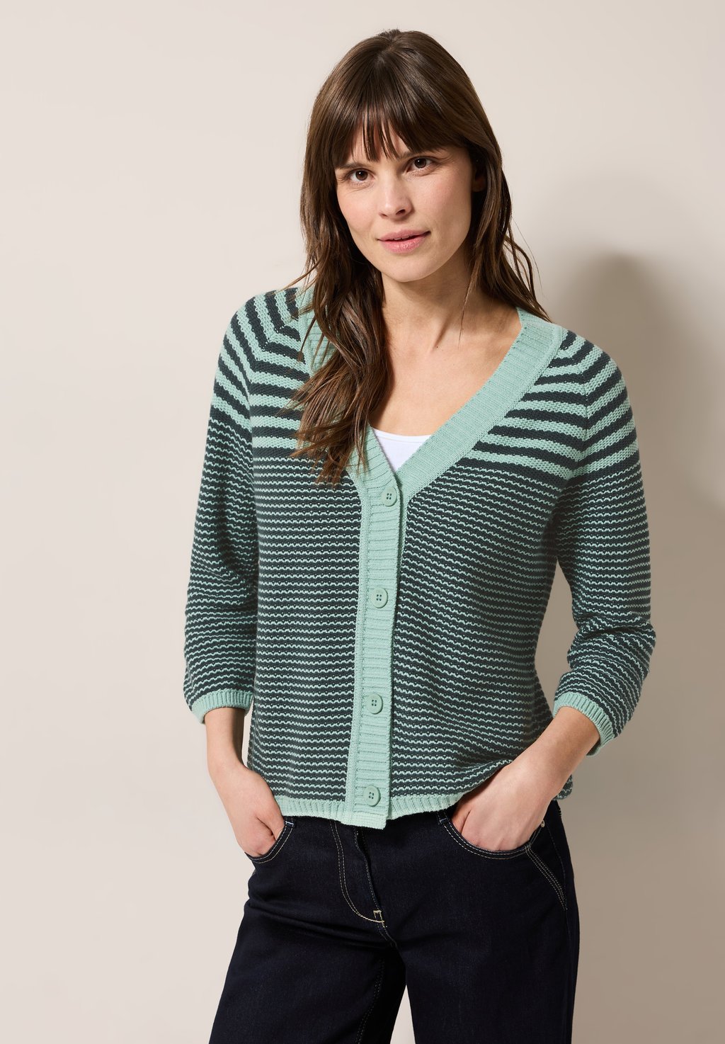 Кардиган Cecil, темно-зеленый
Кардиган Cecil, темно-зеленый