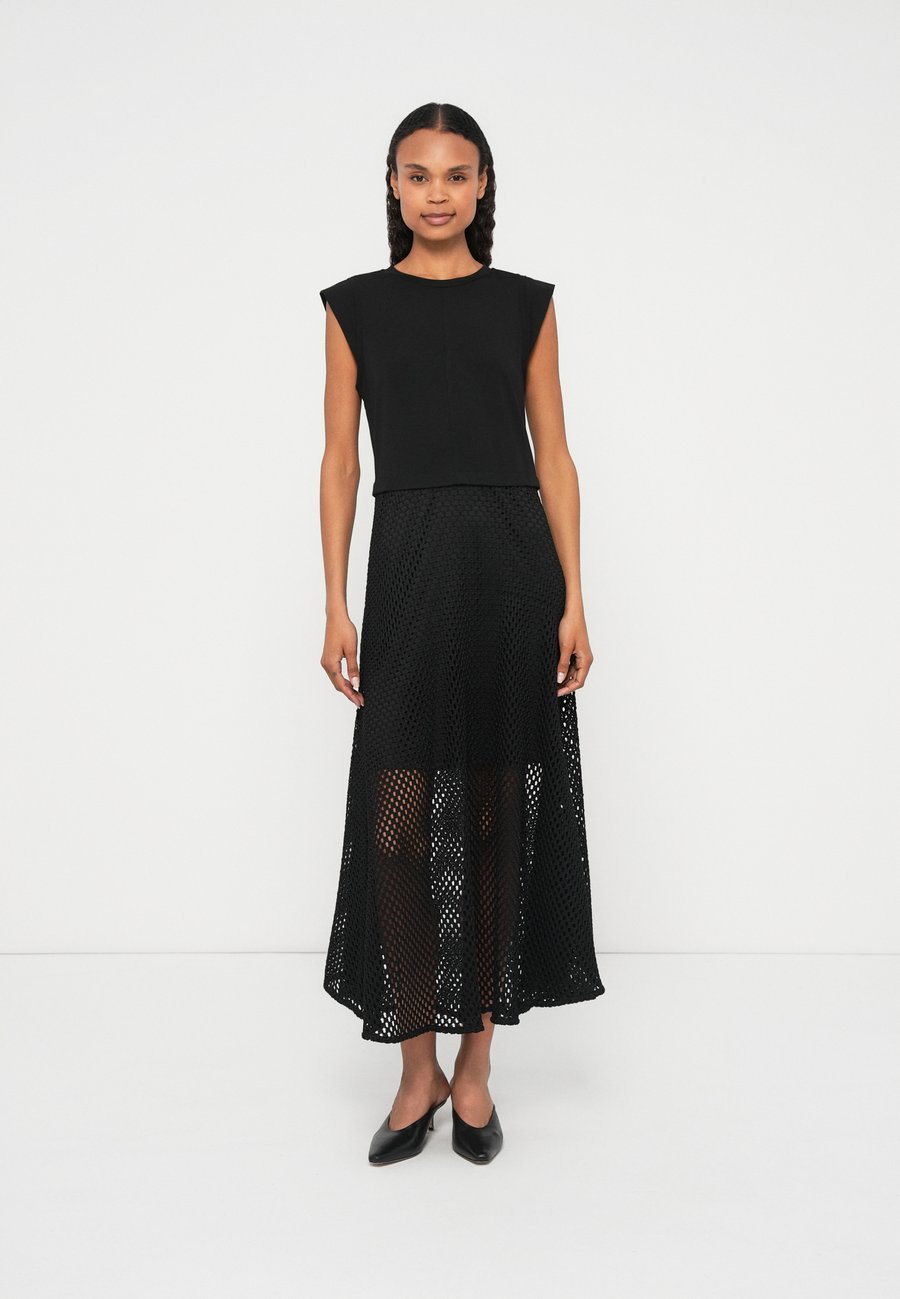 Платье DKNY FAUCHET DRESS, Black
Платье DKNY FAUCHET DRESS, Black