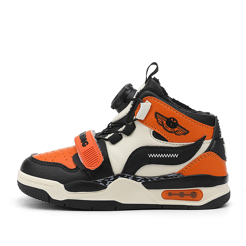 Кроссовки детские с антискользящей амортизацией, теплые, высокие BOBDOG, черный/оранжевый
Кроссовки детские с антискользящей амортизацией, теплые, высокие BOBDOG, черный/оранжевый